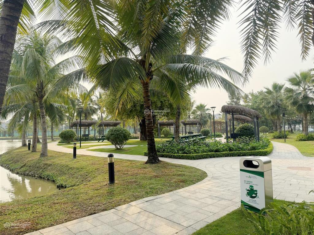 Anh sếp bán căn biệt thự víp nhất dự án 285m2  sẵn sổ đỏ  86 tỷ bao sang tên(xem là ưng) có 102