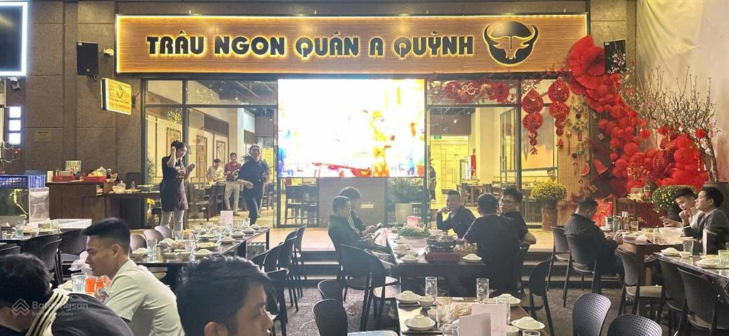 Hữu duyên ai xem sớm! shophouse 150m2 x 5 tầng , ký trực tiếp cđt vinhomes(chỉ 25 tỷ)cho thuê ngay