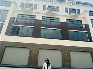 Chính chủ bán shophouse rẻ nhất khu vực 73.8m2 x 5 tầng  20.5 tỷ (bao phí sang tên)  mua là thắng
