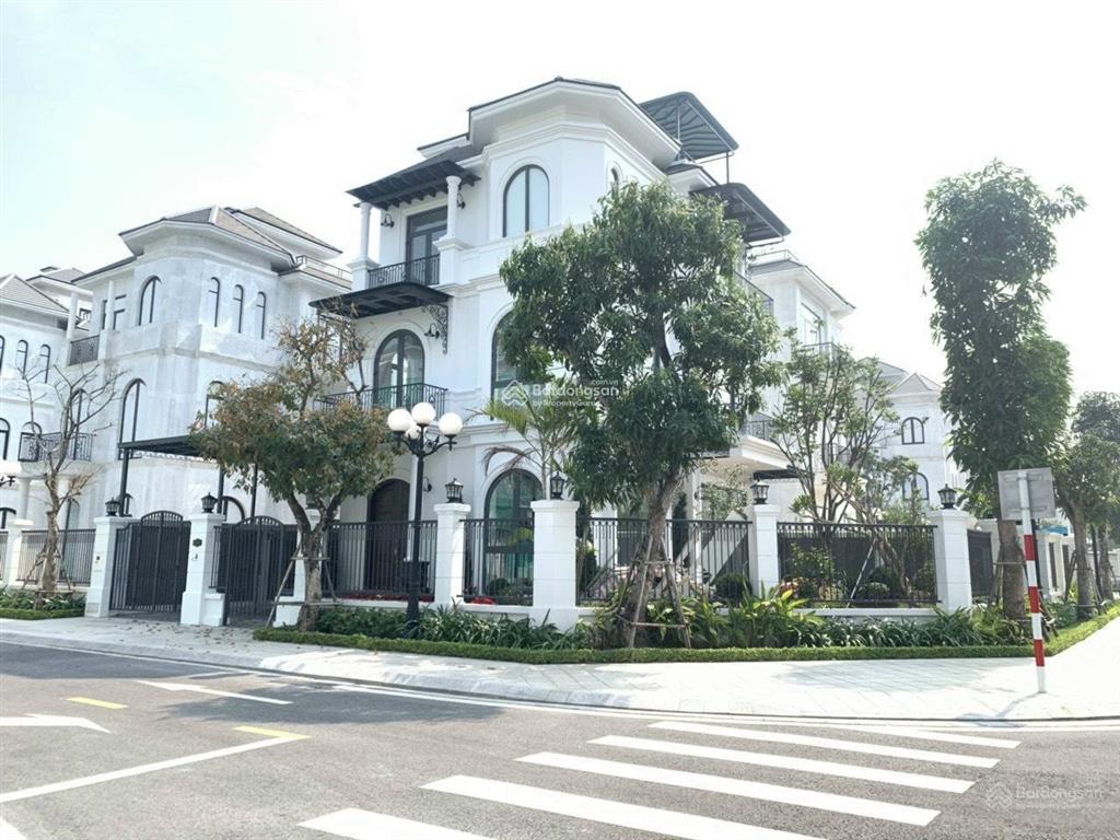 Biệt thự thương mại vvip  view công viên vinhomes green villas (ký trực tiếp cđt)   em xem ngay
