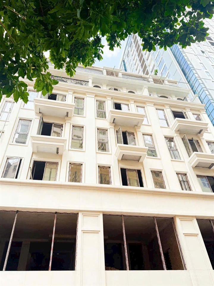 Gửi anh chị nhà đầu tư 3 căn ngoại giao tốt liền kề 29 láng hạ, sẵn sổ đỏ cầm tay  nhà vip 7 tầng