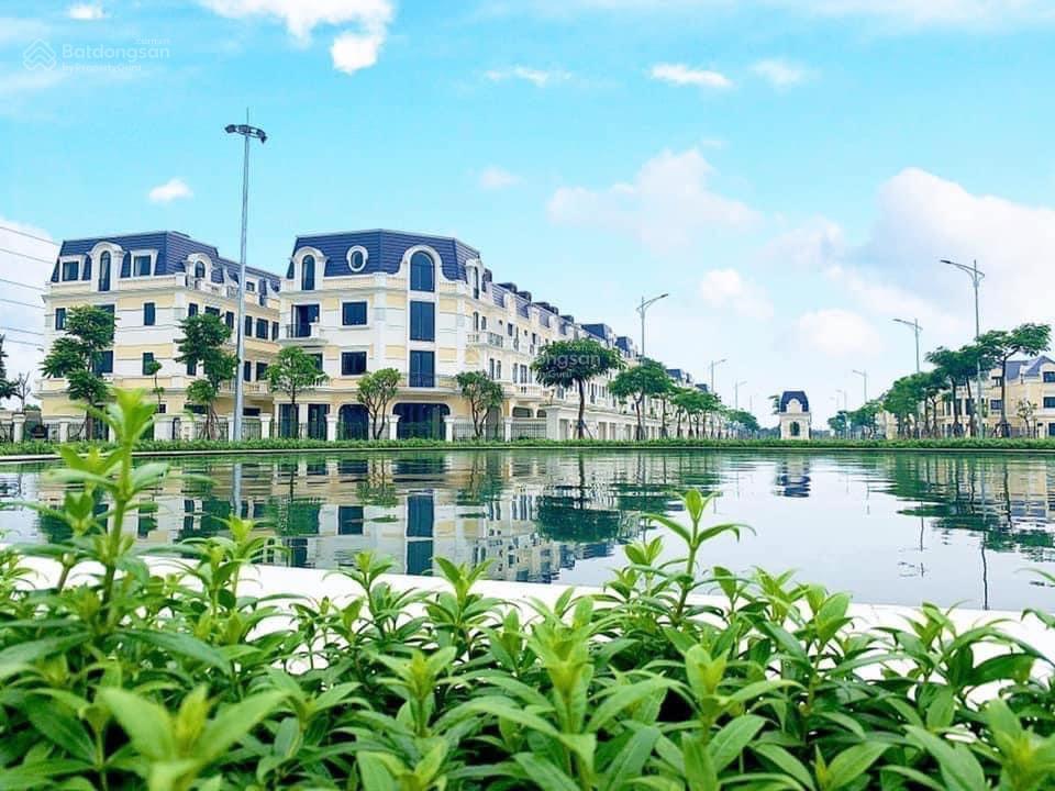 Chính chủ bán liền kề 80m2  17 tỷ (view kênh) xây 4 tầng siêu vip (giá vùng đáy) 1 căn hiếm có