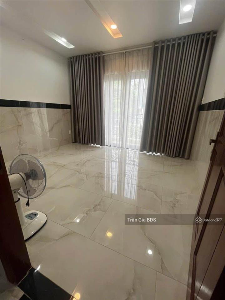 Căn góc hẻm vip to như đường  trệt 3 lầu  2 mặt tiền hẻm  9,8 tỷ tl