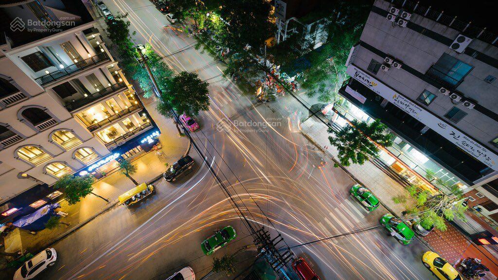 Mặt đường văn cao hai thoáng  90m2  mt 4,5m vị trí đẹp  19,5 tỷ