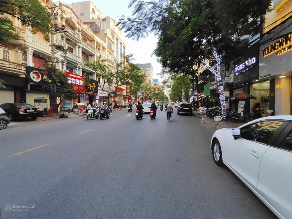 Mặt đường văn cao hai thoáng  90m2  mt 4,5m vị trí đẹp  19,5 tỷ