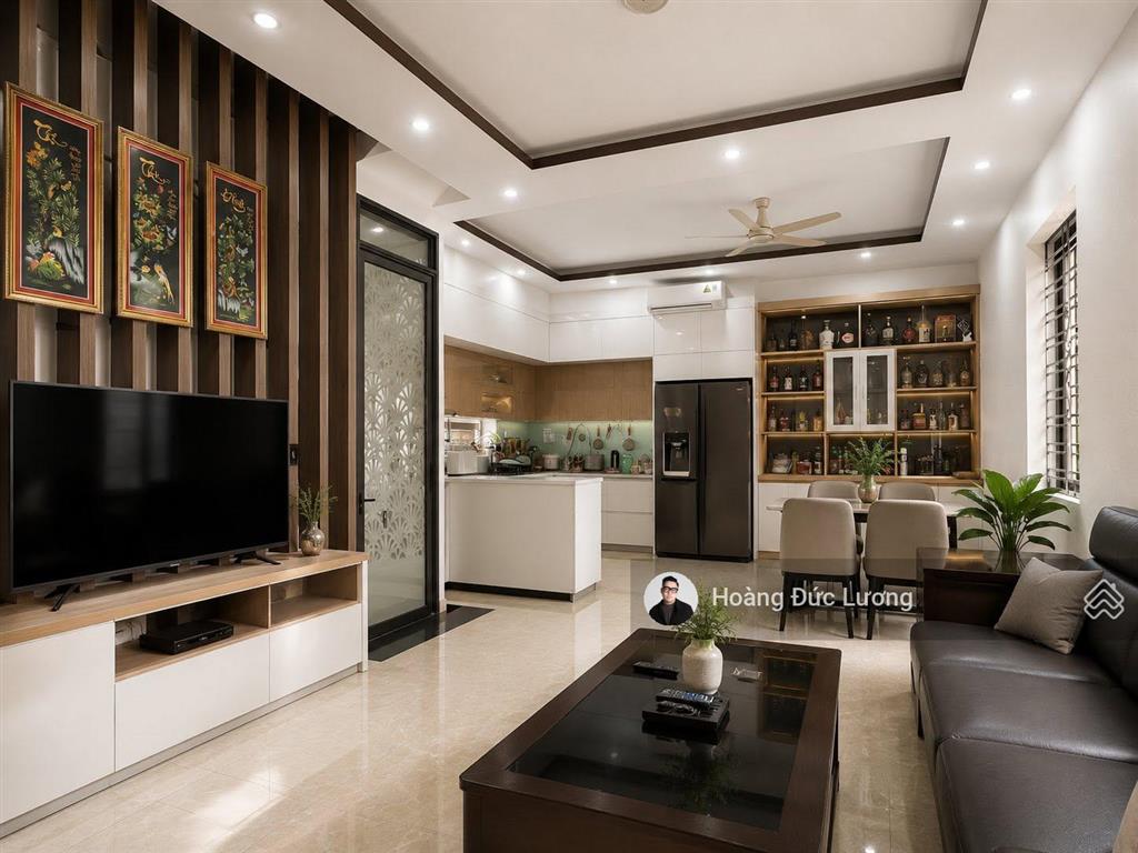 Bán gấp nhà 4 tầng mặt đường ngô gia tự vị trí đẹp, 86,5m2 mt 5,64m, 13,5 tỷ