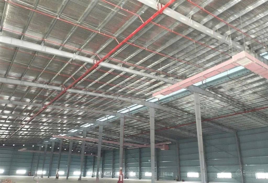Kho xưởng mới kcn bình xuyên, 20000m2  cắt theo yêu cầu khách, pccc tự động, cao 15m, 80k/m2/tháng