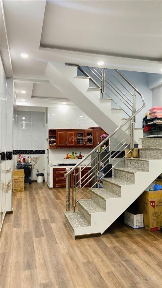 Bán nhà hẻm oto thông, vườn lài , 50m2 (4x12,5) , 5ty75 còn bớt