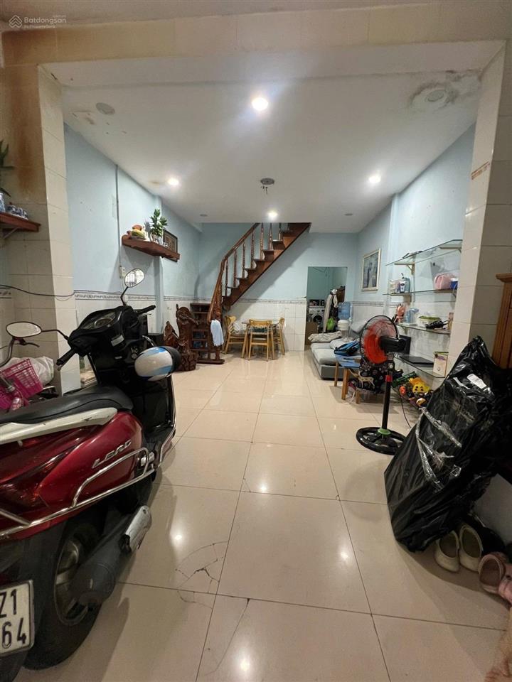Bán nhà nguyễn suýtân phú 40m2 hẻm 6m giá 4t1 tl