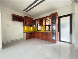 Hàng đẹp kdc simcity đường lò lu, khu compound an ninh, phù hợp ở lâu dài hoặc đầu tư cho thuê bề