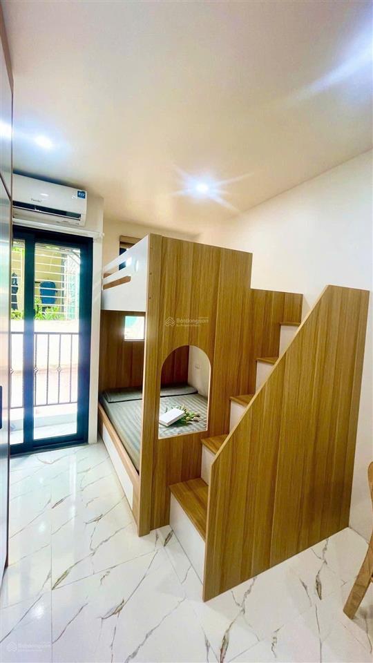 Bán nhà căn hộ dịch vụ cầu giấy 8 tầng thang máy, doanh thu gần 1 tỷ mỗi năm giá 24 tỷ