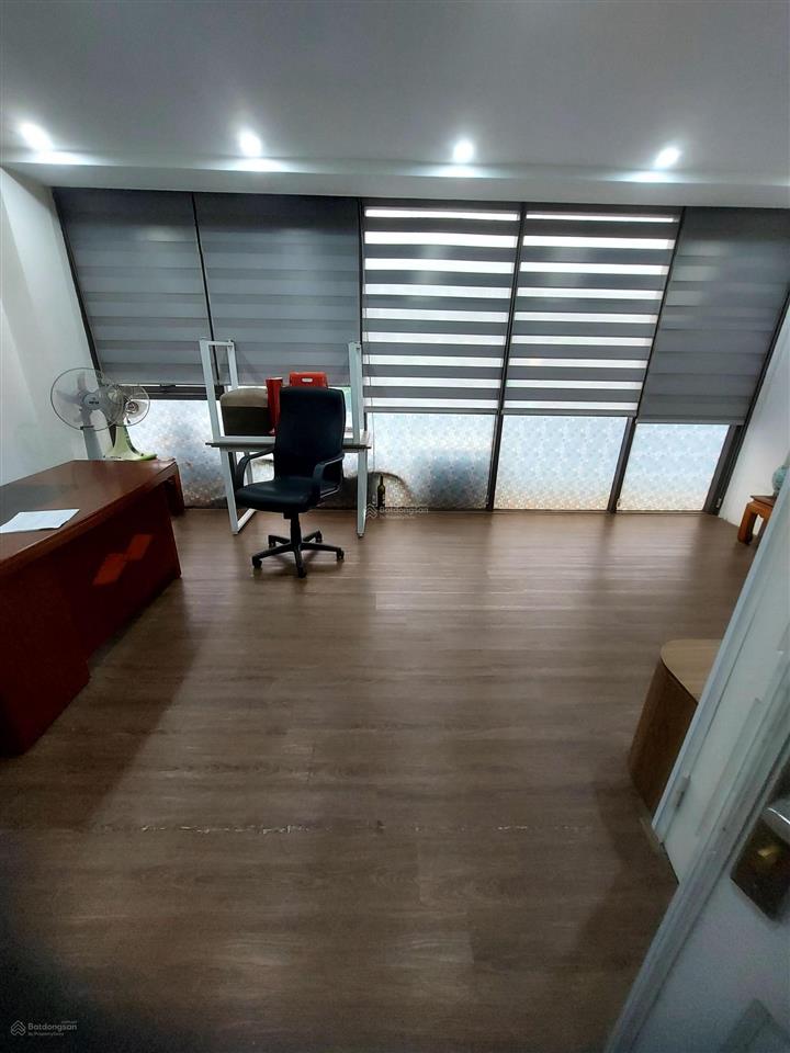 Cho thuê nhà mặt đường tại phố minh khai giá 5 tr/1 phòng tháng, giá thê 3 tầng 15tr/th