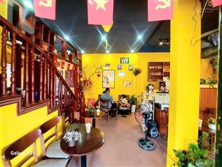 Cho thuê cửa hàng cà phê 4 tầng lô góc trung tâm hai bà trưng