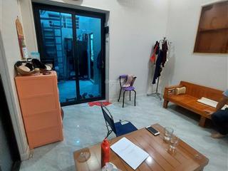 Bán nhà 3 tầng trung tâm quận hai bà trưng phố minh khai giá nhỉnh 4 tỷ.