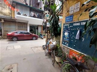 Bán nhà riêng tại phố thái thịnh, giá tốt 14,5 tỷ, 70m2, 2pn, 1wc, sổ vuông đẹp