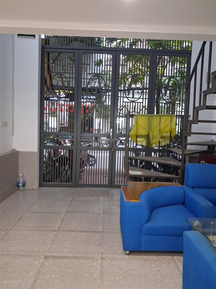 Cần bán gấp tòa nhà mặt phố võ văn dũng, đống đa, view hồ hoàng cầu 9 tầng thang máy, giá 38 tỷ