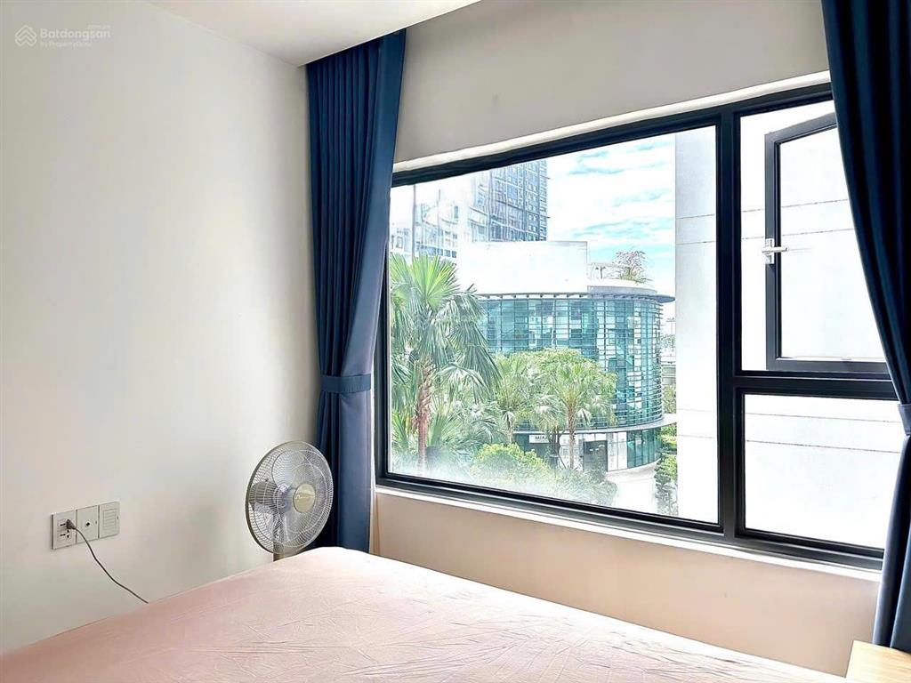 Mr.trung  cần bán ch new city 2pn  2wc dt 62m2, view sân vườn full nội thất. chỉ 6.4 tỷ all in