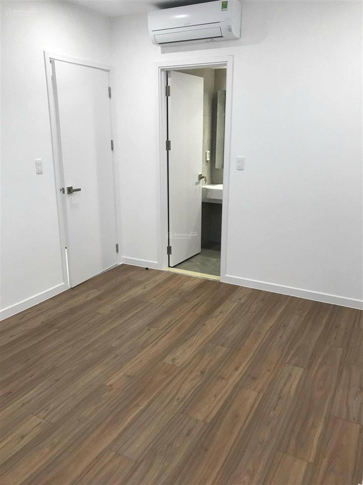 Mr. trung  bán gấp ch d'lusso 2pn  2wc 68m2, view hồ bơi, nội thất cđt. chỉ 5.9 tỷ bao thuế phí