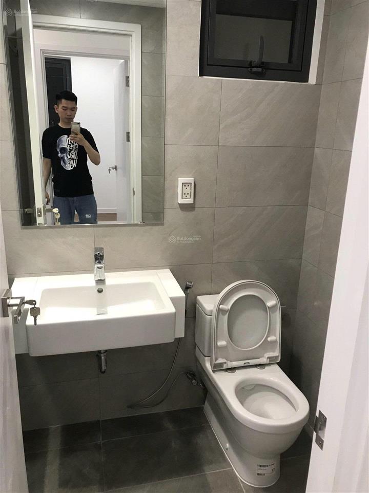 Mr. trung  bán gấp ch d'lusso 2pn  2wc 68m2, view hồ bơi, nội thất cđt. chỉ 5.9 tỷ bao thuế phí