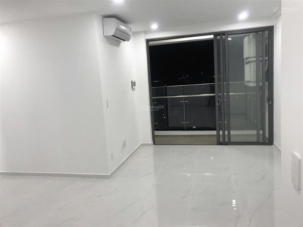 Mr. trung  bán gấp ch d'lusso 2pn  2wc 68m2, view hồ bơi, nội thất cđt. chỉ 5.9 tỷ bao thuế phí