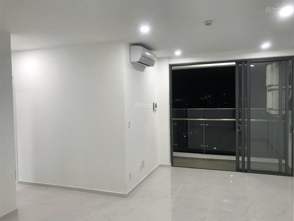 Mr. trung  bán gấp ch d'lusso 2pn  2wc 68m2, view hồ bơi, nội thất cđt. chỉ 5.9 tỷ bao thuế phí