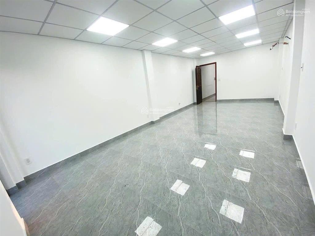 Mr. trung  cho thuê nhà nguyên căn nguyễn hoàng, quận 2. có hầm + 1trệt 3lầu (4x20). chỉ 39 triệu