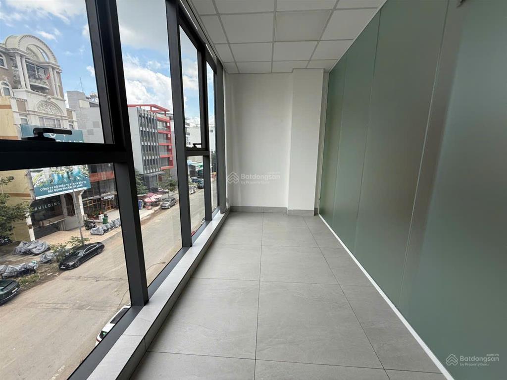 Mr. trung cho thuê văn phòng 100m2 giá tốt 18 triệu/tháng. tại đường tạ hiện, thạnh mỹ lợi quận 2