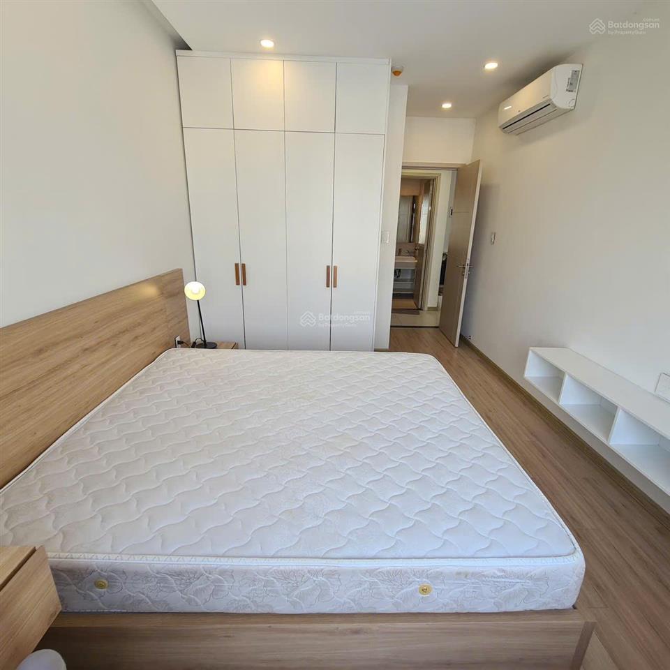 Mr. uy tín  cần bán ch new city 3pn  2wc dt 102m2, tầng cao view đảo kim cương. chỉ 9,2 tỷ all in