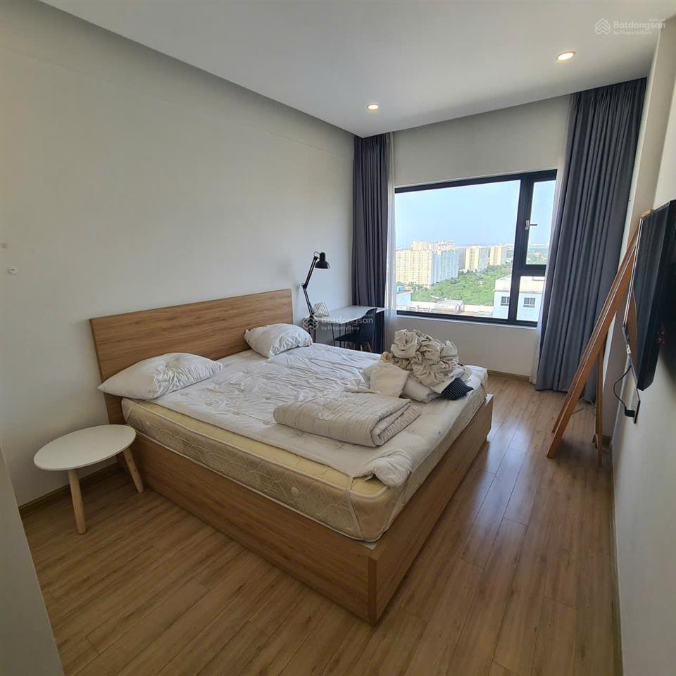 Mr. uy tín  cần bán ch new city 3pn  2wc dt 102m2, tầng cao view đảo kim cương. chỉ 9,2 tỷ all in