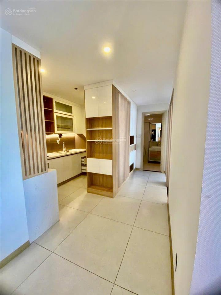 Mr. uy tín  cần bán ch new city 3pn  2wc dt 102m2, tầng cao view đảo kim cương. chỉ 9,2 tỷ all in