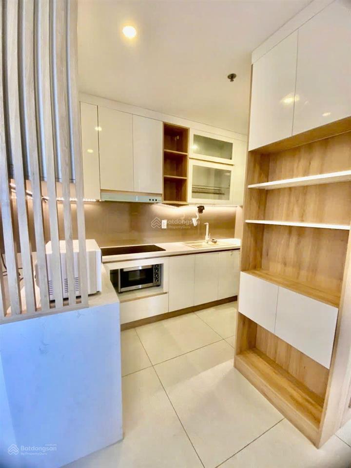 Mr. uy tín  cần bán ch new city 3pn  2wc dt 102m2, tầng cao view đảo kim cương. chỉ 9,2 tỷ all in