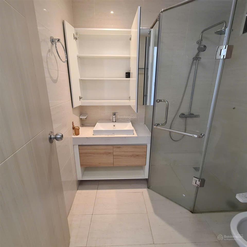 Mr. uy tín  cần bán ch new city 3pn  2wc dt 102m2, tầng cao view đảo kim cương. chỉ 9,2 tỷ all in