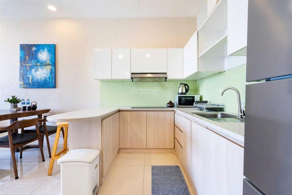 Bán gấp căn hộ botanic tower  110m² 3pn 2wc  tầng cao view đông nam thoáng mát  giá 7,2 tỷ tl