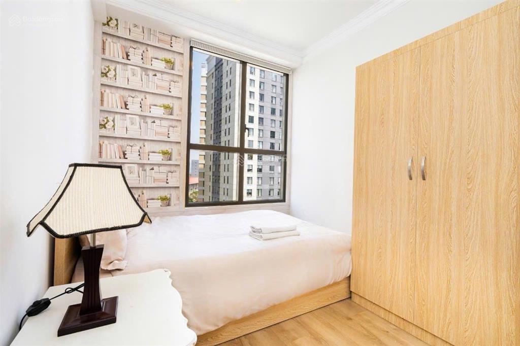 Căn hộ icon 56, bến vân đồn, quận 4, 1 căn duy nhất, 88m2, 3pn, 2wc, tặng full nội thất, shr