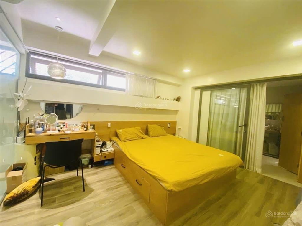 Kẹt vốn kinh doanh nên cần bán gấp, căn hộ chung cư phạm viết chánh, bt 100m2, 3pn, 3wc, giá tốt