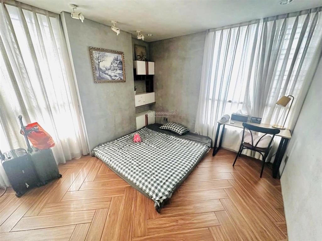 Căn hộ botanic tower  110m2 3pn 2wc  tầng cao view thoáng mát  sổ hồng chính chủ  giá 7 tỷ tl