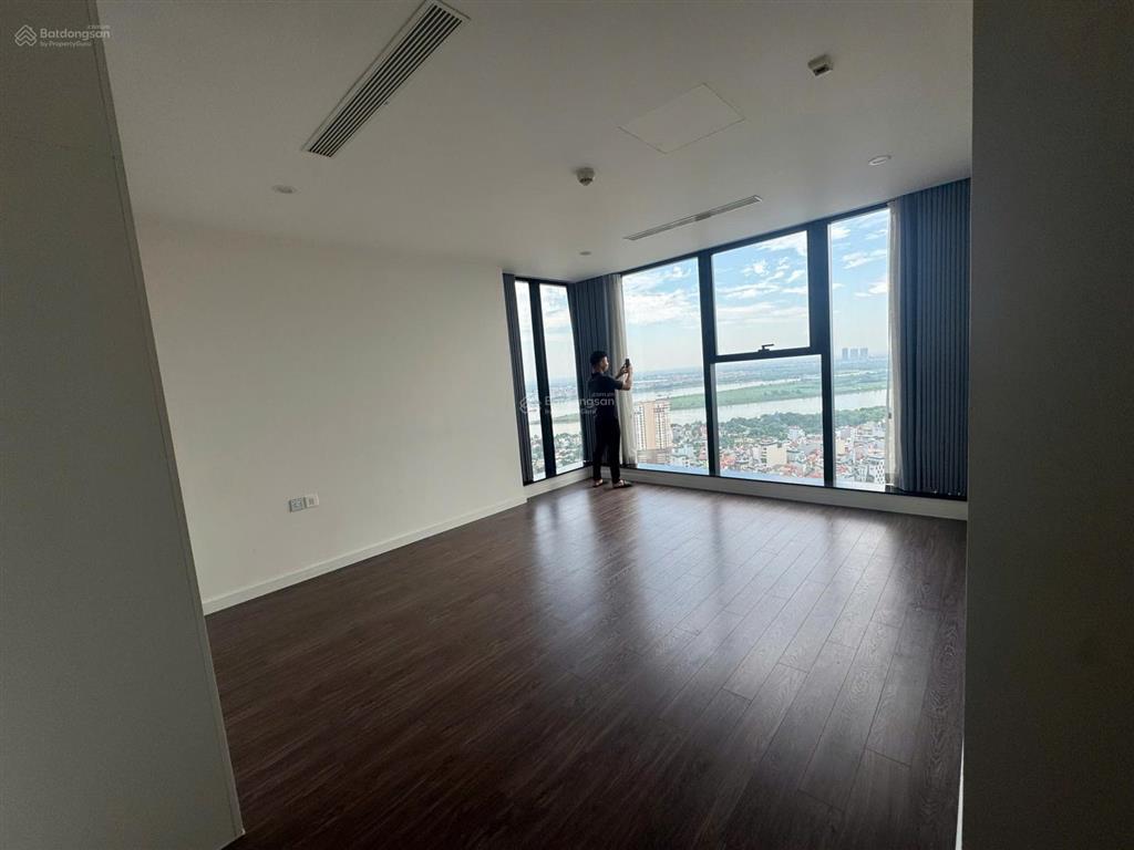 Cho thuê căn hộ 3 pn sunshine city giá 24 triệu / tháng
