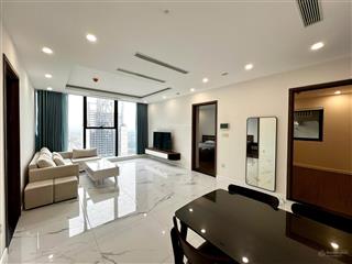 Cho thuê 3 ngủ full đồ 90m² tại sunshine city