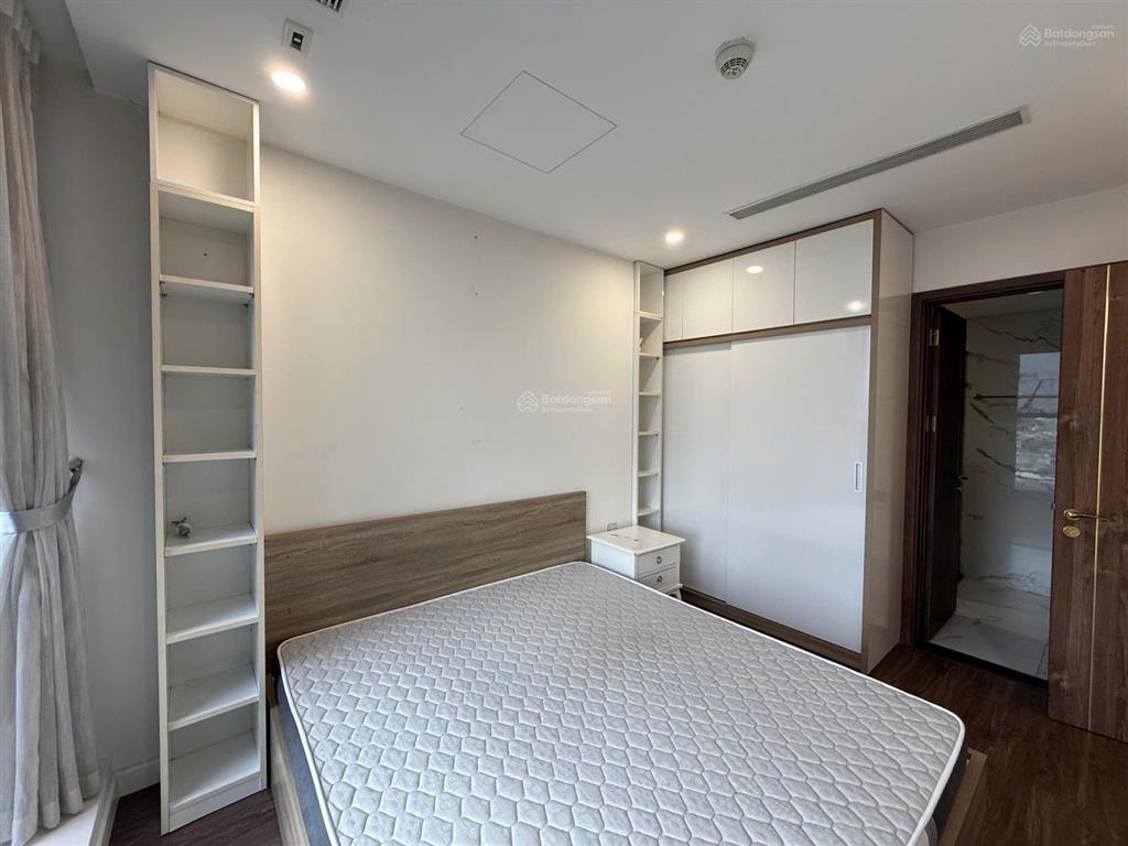 Cho thuê 2 ngủ full đồ 16 triệu/tháng sunshine city vào ở ngay
