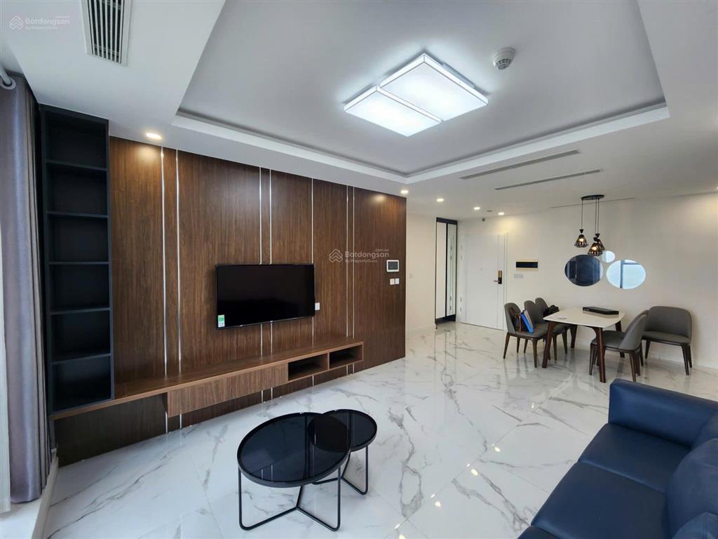 3 phòng ngủ 105m2 đang trống tìm khách vào luôn với mức giá 2x triệu/ tháng