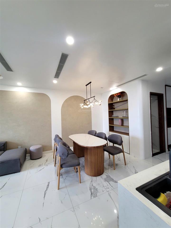 Cho thuê căn hộ 2pn, 80m2 sunshine city, giá 17,5 triệu/tháng