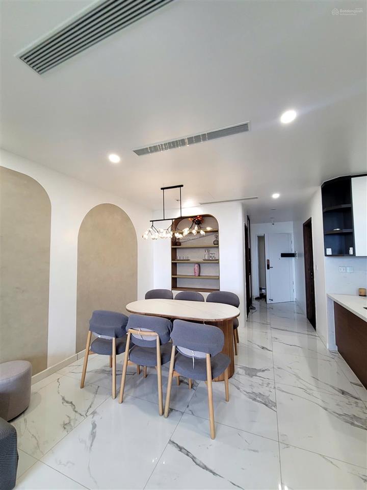 Cho thuê căn hộ 2pn, 80m2 sunshine city, giá 17,5 triệu/tháng