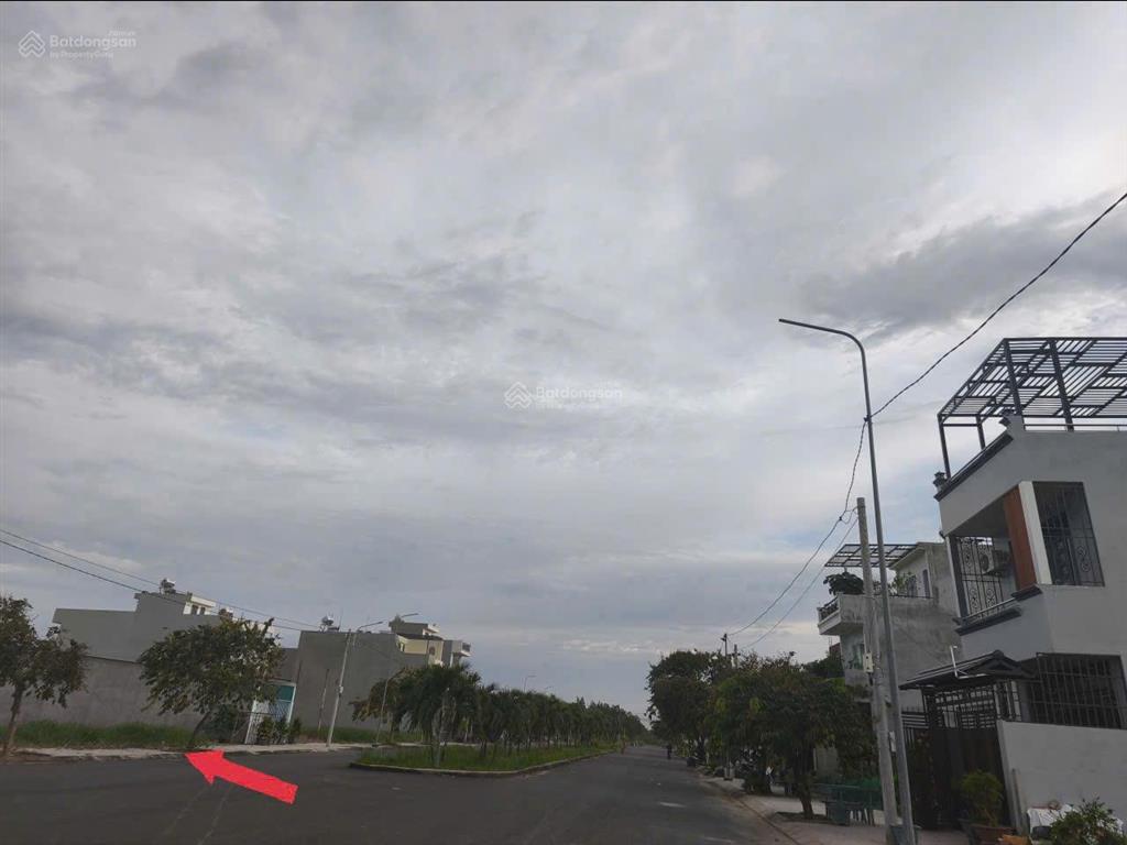 Cần bán gấp lô đất 100m2, khu dân cư tân kiên, ngay ql1a, khu dân cư đông đúc, sổ riêng, 4 tỷ 580tr