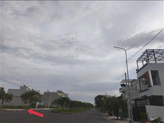 Cần bán gấp lô đất 100m2, khu dân cư tân kiên, ngay ql1a, khu dân cư đông đúc, sổ riêng, 4 tỷ 580tr