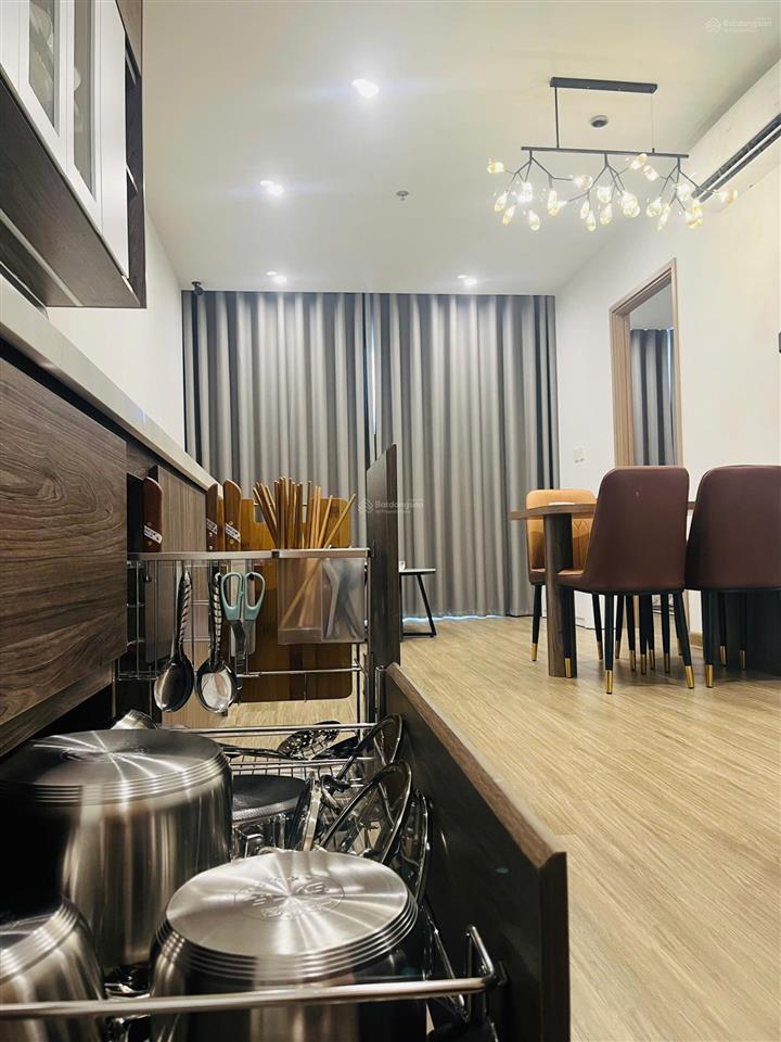 Bán căn hộ t&t riverview 2 ngủ 2 vệ sinh có chỗ để oto dưới hầm b2