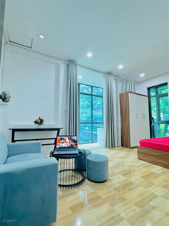 Cho thuê phòng trọ tầng 2 ngay gần chợ nghĩa tân,cầu giấy,hà nội khép kín máy giặt riêng điều hòa