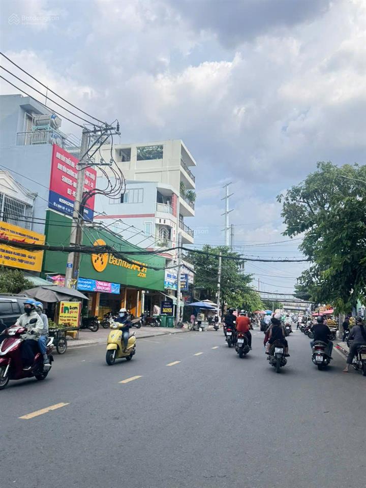 Bán nhà mặt tiền nguyễn văn khối, p8, (5mx30m) cấp 4 hđt 35tr/tháng, giá 16.5 tỷ tl