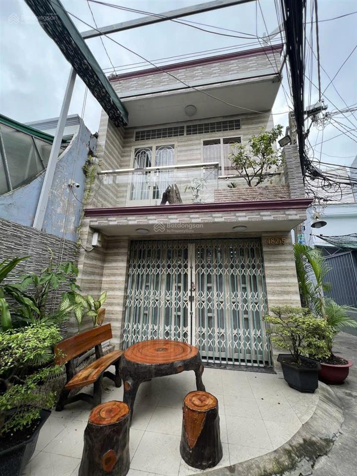 Nhà hẻm ô tô thông giá cực tốt phú thọ hoà sát tân bình56 m2 vuông vức chỉ 6 tỷ nhẹ!