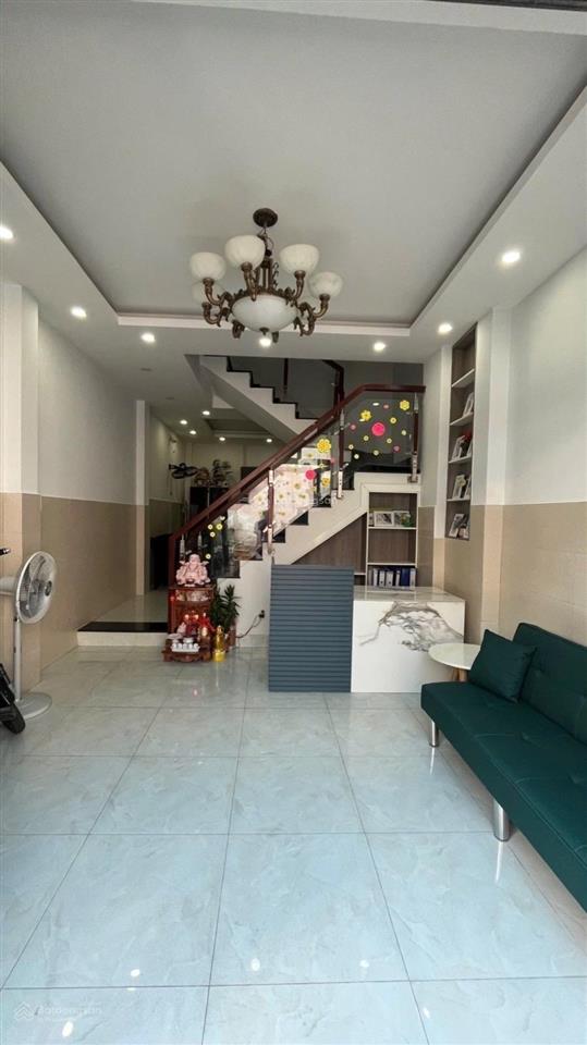 Nhà đẹphẻm xe hơi lê lư 4 tầng giá tốt tân phú chỉ nhỉnh 5 tỷ