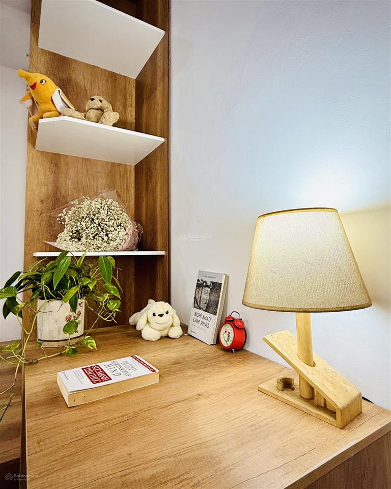 2 phòng ngủ đẹp, ban công trung tâm bàu cát, tân bình dh văn hiến quận 3,10,11 sát bên ở 4 bạn!